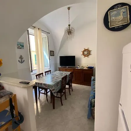 Bilocale In Centro Daire
